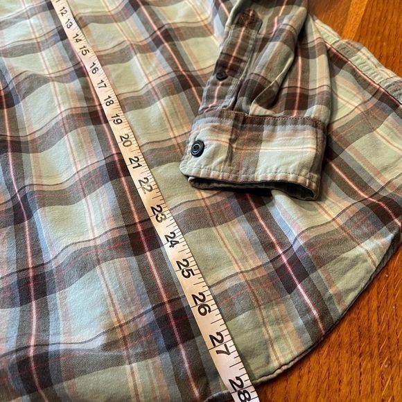 ⭐️HOST PIC⭐️ American Eagle Outfitters button down shirt. - Picture 4 of 7